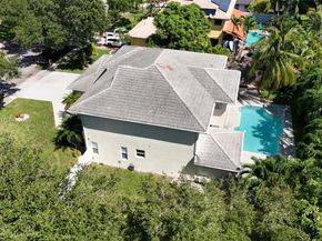 15982 SW 61st St, Davie FL 33331
