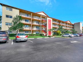 901 SW 128th Ter 407A, Pembroke Pines FL 33027