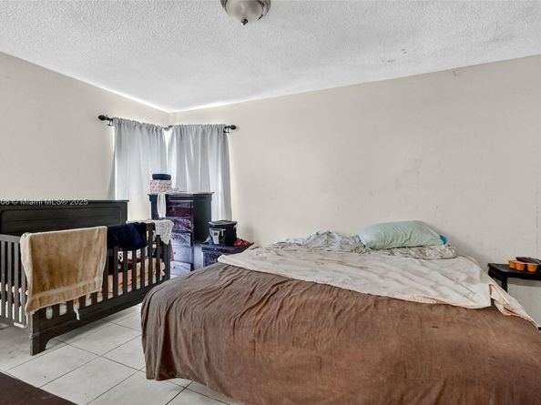 11925 NE 2nd Ave B105, North Miami FL 33161