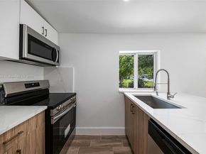 5900 NW 5th Ct, Miami FL 33127