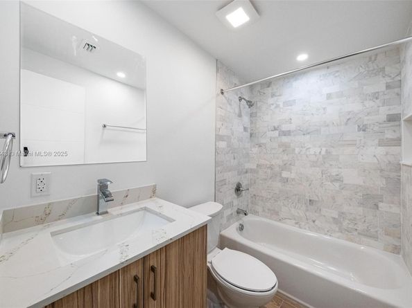 5900 NW 5th Ct, Miami FL 33127