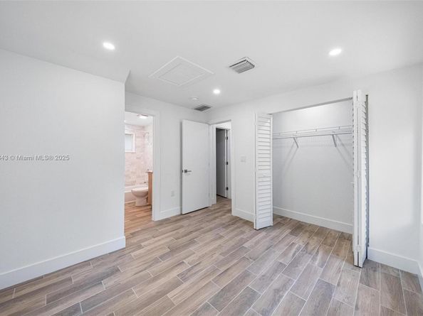 5900 NW 5th Ct, Miami FL 33127