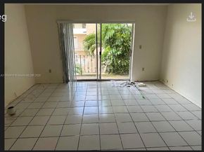 1239 Mariposa Ave 6, Coral Gables FL 33146