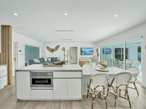 1251 Morse Blvd, Singer Island FL 33404