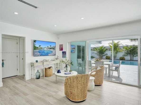 1251 Morse Blvd, Singer Island FL 33404