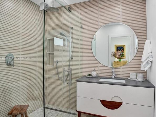 1251 Morse Blvd, Singer Island FL 33404