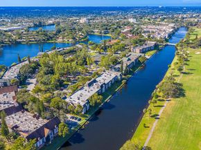 3740 Inverrary Dr 1T, Lauderhill FL 33319