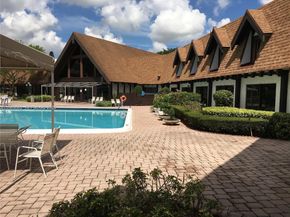 3740 Inverrary Dr 1T, Lauderhill FL 33319