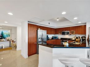 14951 Royal Oaks Ln 401, North Miami FL 33181