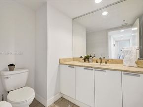 14951 Royal Oaks Ln 401, North Miami FL 33181