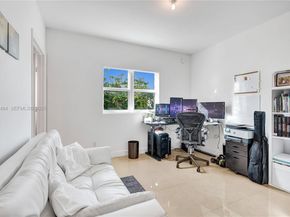 14951 Royal Oaks Ln 401, North Miami FL 33181