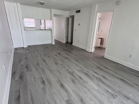 19729 SW 114th Ave 251, Miami FL 33157