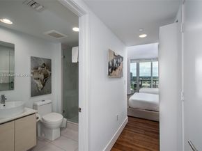 2602 E Hallandale Beach Blvd R1606, Hallandale Beach FL 33009