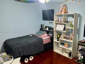 5119 SW 153rd Pl N, Miami FL 33185