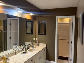 5119 SW 153rd Pl N, Miami FL 33185