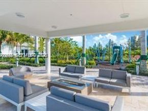 17111 Biscayne Blvd 2305, North Miami Beach FL 33160