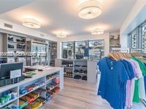 17111 Biscayne Blvd 2305, North Miami Beach FL 33160