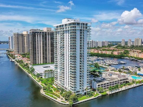 19707 Turnberry Way 5D, Aventura FL 33180