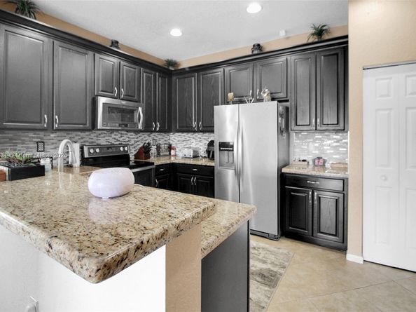 2953 SW 138th Ave, Miramar FL 33027