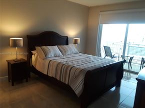 1801 S Ocean Dr PH33, Hallandale Beach FL 33009