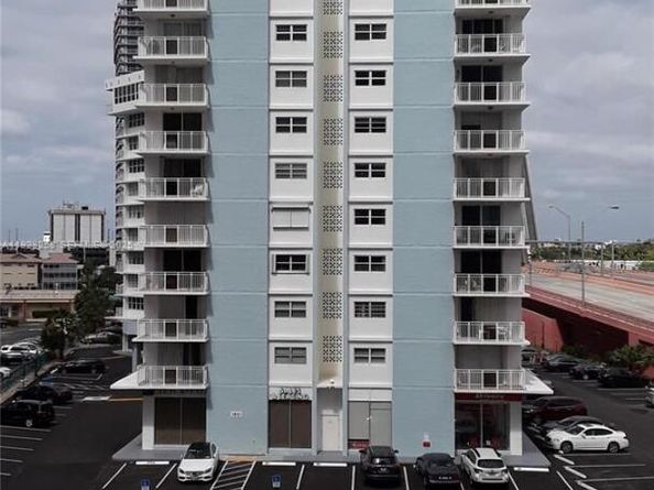 1801 S Ocean Dr PH33, Hallandale Beach FL 33009