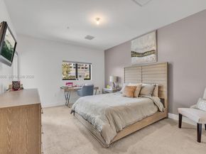 4444 NW 8th Ct, Plantation FL 33317