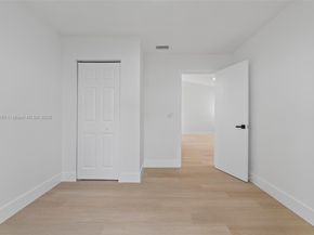 1701 SW 86th Ter, Miramar FL 33025