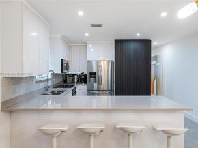 2752 SW 11th St, Miami FL 33135