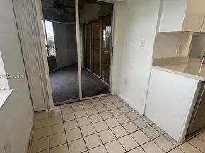 2881 N Oakland Forest Dr 309, Oakland Park FL 33309