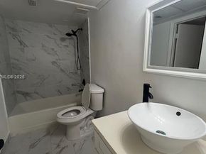 2881 N Oakland Forest Dr 309, Oakland Park FL 33309