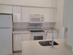 2881 N Oakland Forest Dr 309, Oakland Park FL 33309