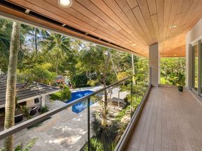 7150 W Lago Dr, Coral Gables FL 33143