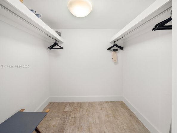 102 24th St 1215, Miami Beach FL 33139