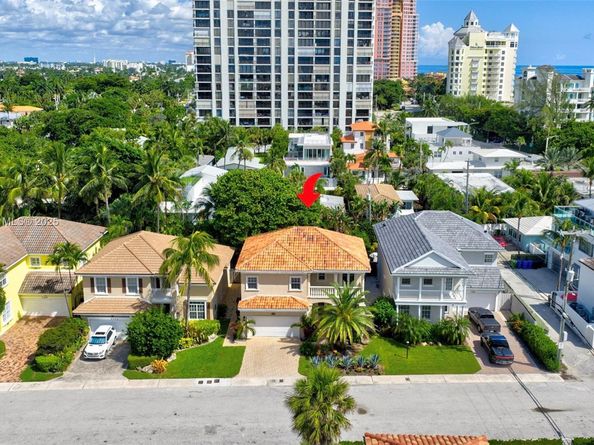 3325 NE 17th Ct, Fort Lauderdale FL 33305