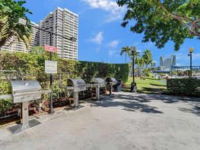 600 Three Islands Blvd 817, Hallandale Beach FL 33009