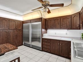 366 W 12th St, Hialeah FL 33010