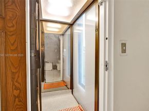 366 W 12th St, Hialeah FL 33010