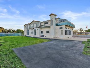 366 W 12th St, Hialeah FL 33010