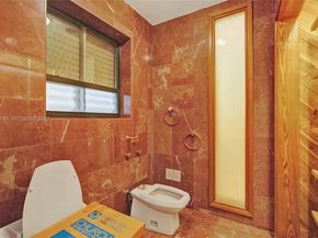 366 W 12th St, Hialeah FL 33010