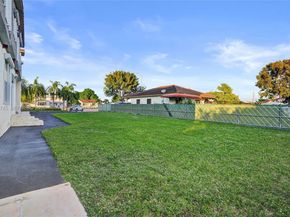 366 W 12th St, Hialeah FL 33010