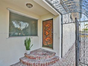 366 W 12th St, Hialeah FL 33010