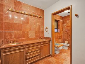 366 W 12th St, Hialeah FL 33010