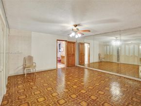 366 W 12th St, Hialeah FL 33010