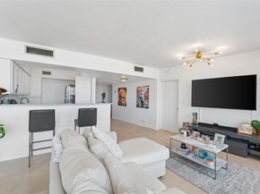 900 Bay Dr 421, Miami Beach FL 33141