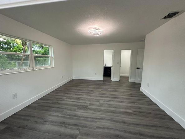 1782 NE 175th St, North Miami Beach FL 33162
