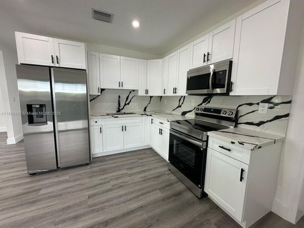 1782 NE 175th St, North Miami Beach FL 33162