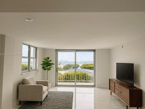 6900 Bay Dr 6C, Miami Beach FL 33141