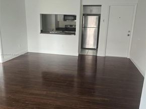 9808 Hammocks Blvd 20323, Miami FL 33196