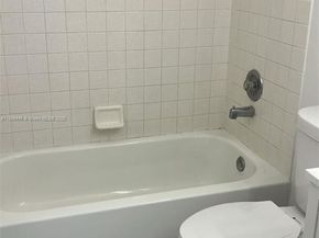 9808 Hammocks Blvd 20323, Miami FL 33196