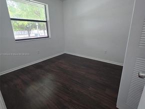 9808 Hammocks Blvd 20323, Miami FL 33196
